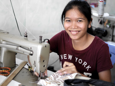 Srey Mom Kosmetik - LILLYPARK